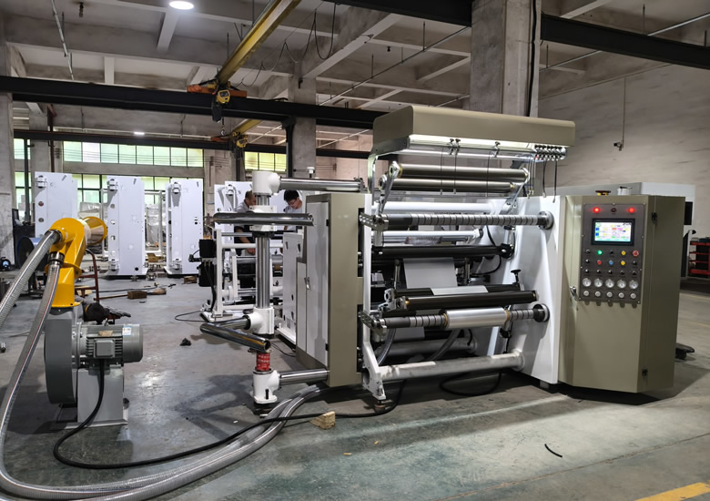 DFQ1000C4-2型铝箔压纹leyu·乐鱼(中国)体育官方网站 DFQ1000C4-2型铝箔压纹leyu·乐鱼(中国)体育官方网站