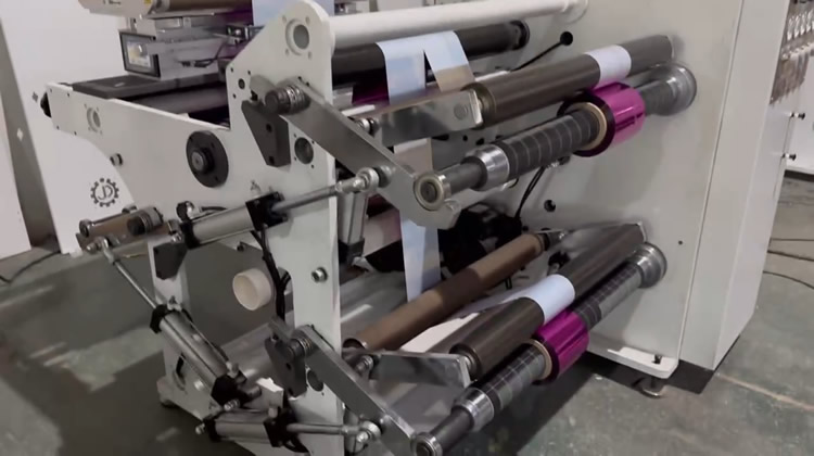 DFQ700型leyu·乐鱼(中国)体育官方网站 DFQ700型leyu·乐鱼(中国)体育官方网站