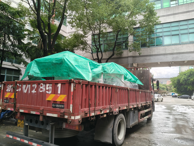 铝箔压纹leyu·乐鱼（中国）体育官方网站发货中